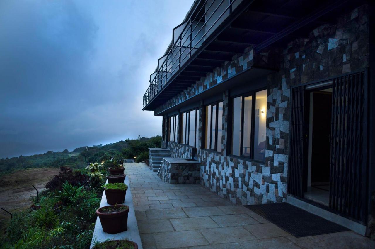 StayVista at Talerock Inn Vālpārai Exteriör bild